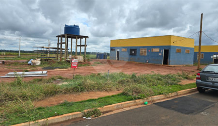 Terreno à venda em Parque Residencial São Lucas, Araraquara, SP