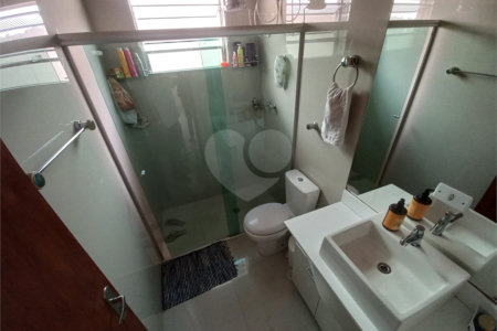 Casa Térrea à venda com 3 quartos em Jardim das Palmas, São Paulo, SP