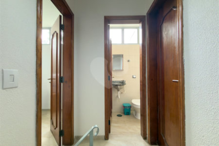 Casa de Vila à venda com 3 quartos, sendo 1 suíte, em Indianópolis, São Paulo, SP
