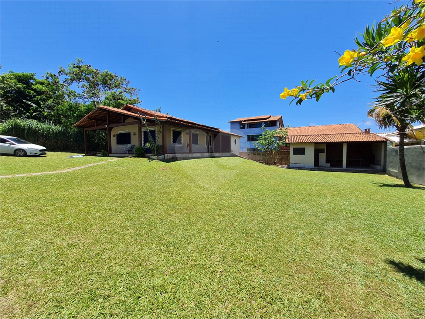 Casa à venda com 5 quartos em Jardim Arco Íris, São Pedro da Aldeia, RJ