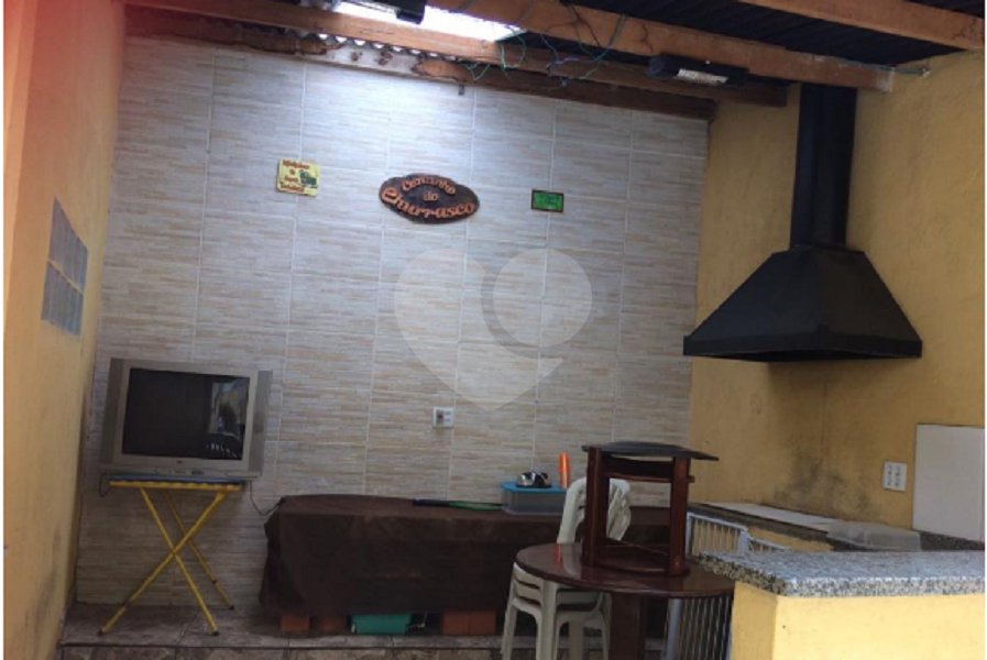 Sobrado à venda com 2 quartos em Tremembé, São Paulo, SP