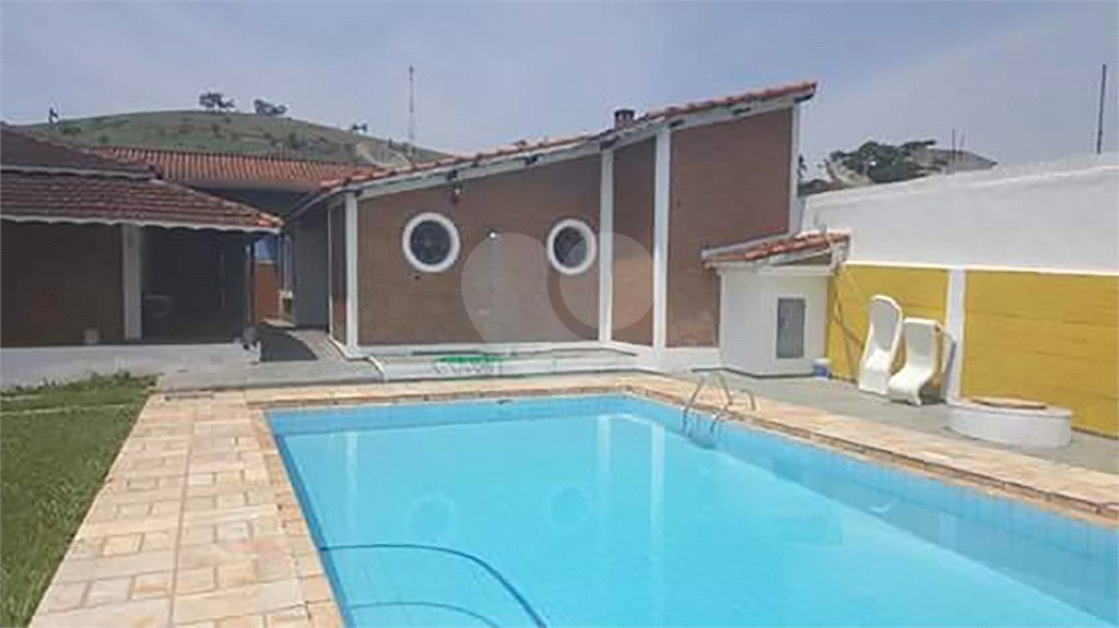 Casa à venda com 4 quartos no Centro, Piracaia, SP