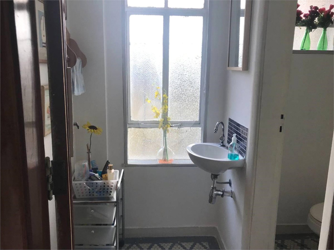 Apartamento na Bela Vista de 345m2 com 4 quartos (sendo 1 suíte.