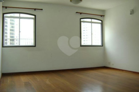 Cobertura à venda com 3 quartos, sendo 2 suítes, em Vila Sofia, São Paulo, SP