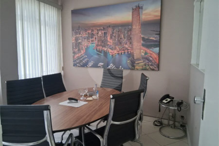 Sala comercial no centro de São Paulo