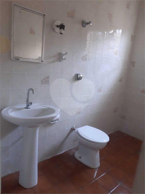 Casa à venda com 3 quartos em Jardim Maria Amélia, Jacareí, SP