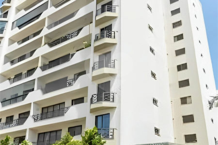 Apartamento à venda com 3 quartos, sendo 1 suíte, no Centro, São Bernardo do Campo, SP
