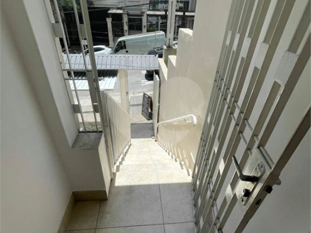 Sobrado à venda com 5 quartos, sendo 1 suíte,  em Santana, São Paulo, SP
