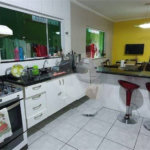 Sobrado à venda com 3 quartos, sendo 1 suíte,  em Vila Mazzei, São Paulo, SP