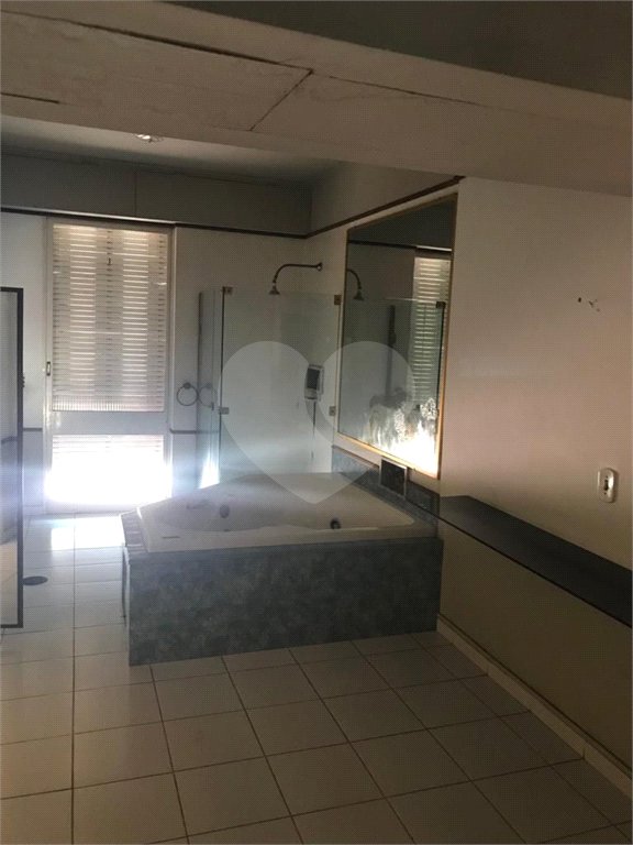 Casa à venda com 8 suítes em Morumbi, São Paulo, SP
