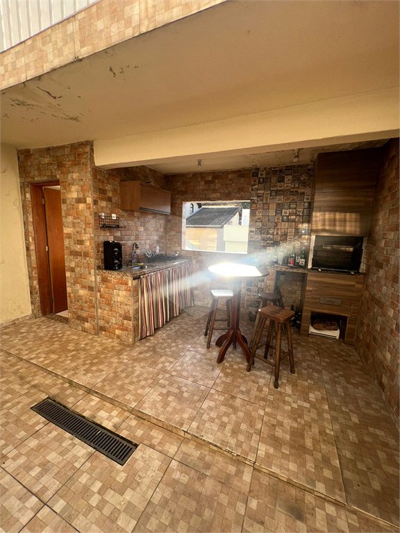 Casa à venda com 2 quartos em Jardim Rubi, Mogi das Cruzes, SP