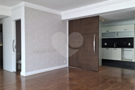 Apartamento à venda com 2 suítes em Pinheiros, São Paulo, SP