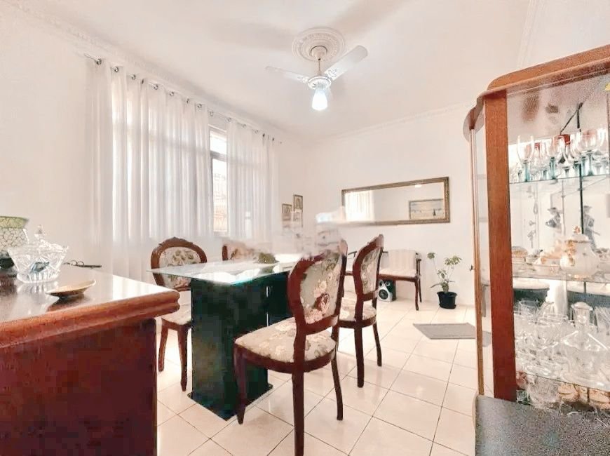 Apartamento com 2 dormitórios à venda, 70 m² por R$ 430.000,00 - Gonzaga - Santos/SP