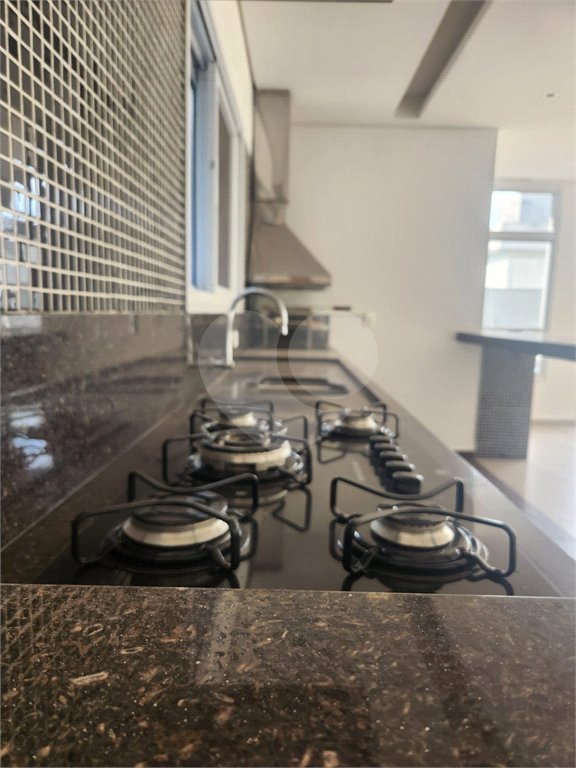 Casa à venda ou para alugar com 4 suítes no condomínio Residencial Jaguary, São José dos Campos - SP