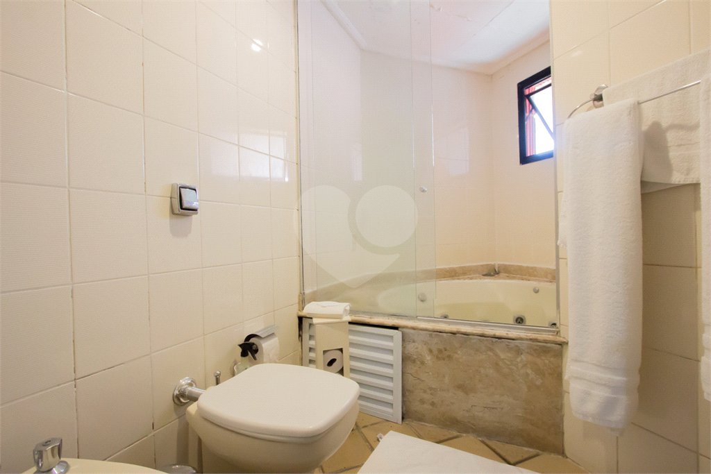 Apartamento à venda com 3 quartos, sendo 1 suíte, em Vila Andrade, São Paulo, SP