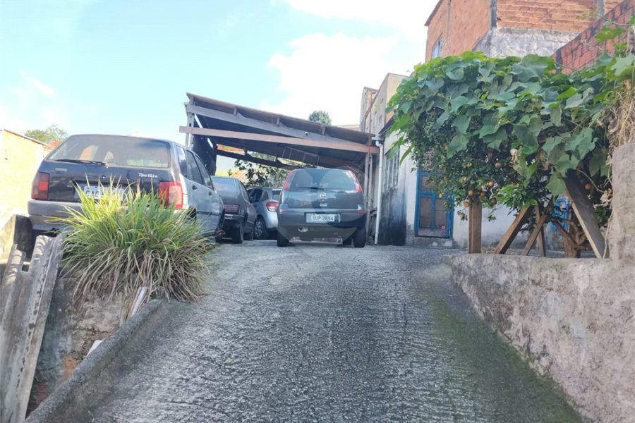 Terreno 256m² a Venda em Perus/SP