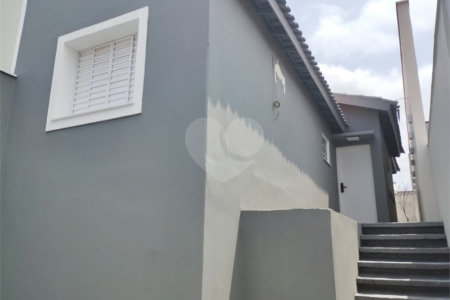Casa Térrea à venda com 1 quarto em Vila Nivi, São Paulo, SP