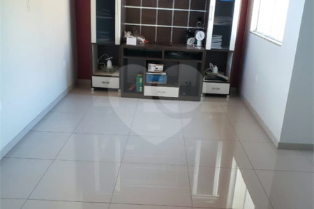 Casa à venda com 3 quartos, sendo 1 suíte,  em Montanhão, São Bernardo do Campo, SP
