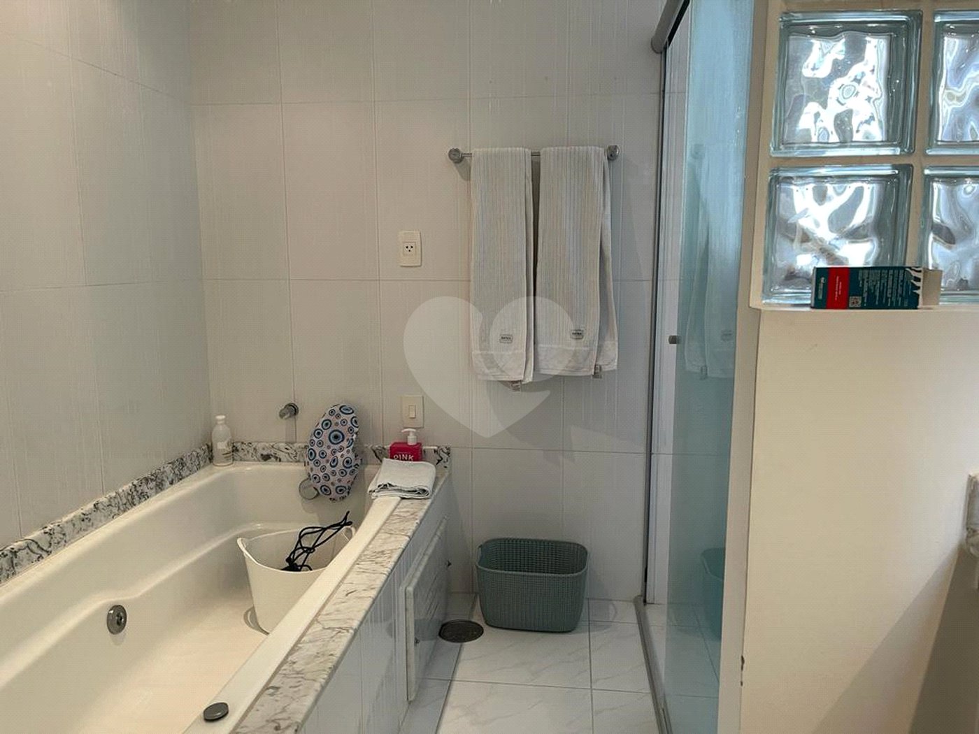 Casa à venda com 4 suítes no condomínio Conjunto Residencial São Benedito, São Paulo - SP