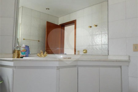 Apartamento à venda com 4 quartos, sendo 2 suítes, em Perdizes, São Paulo, SP