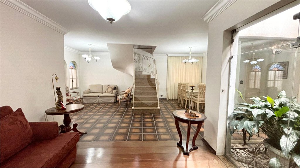 Casa à venda com 5 quartos, sendo 2 suítes, em Vila Formosa, São Paulo, SP