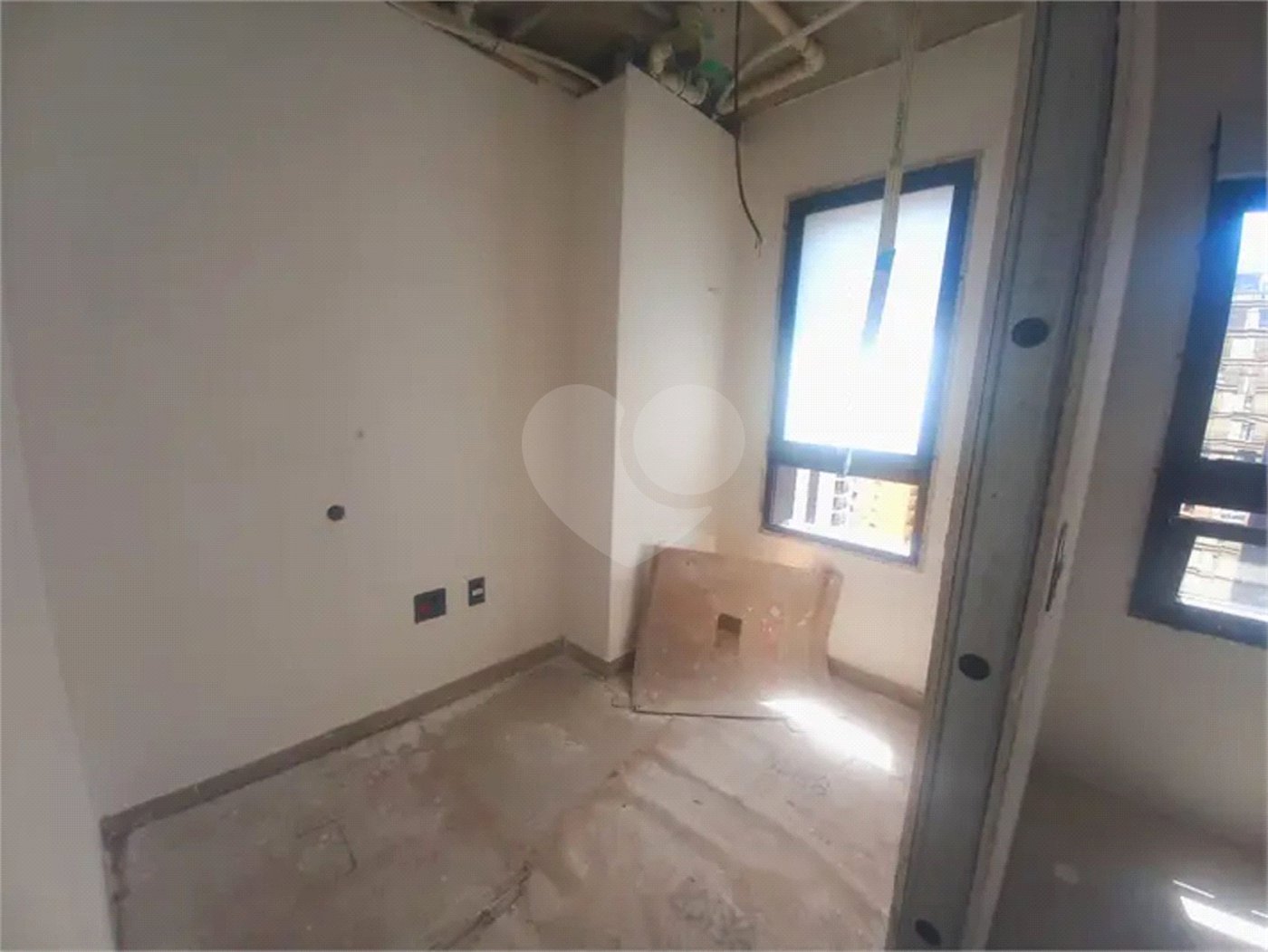 Casa à venda com 1 suíte em Cerqueira César, São Paulo, SP