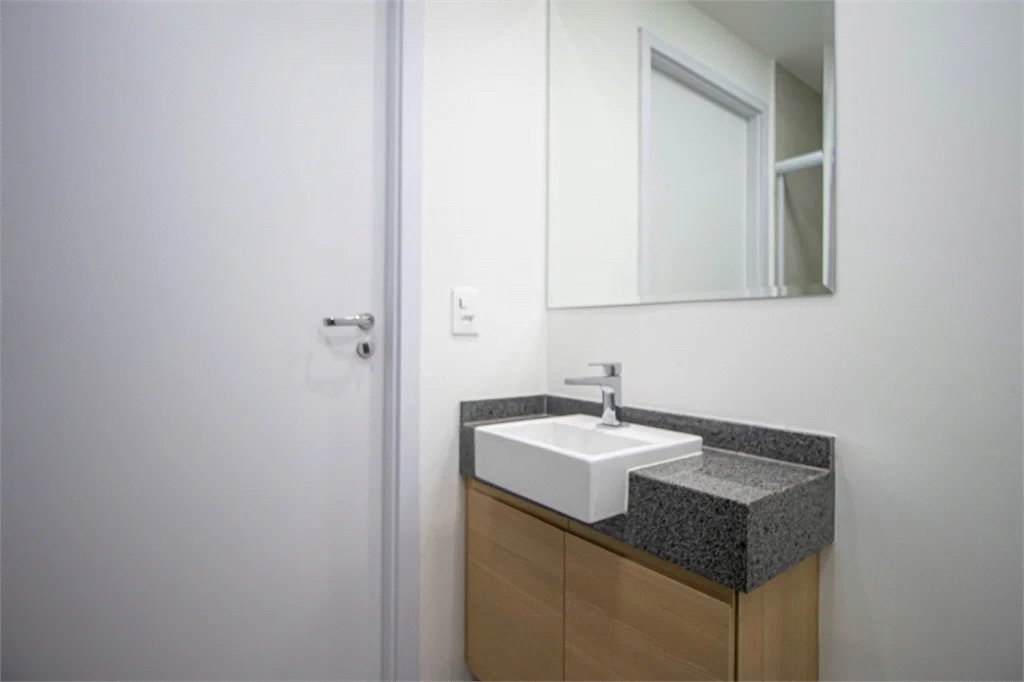 Apartamento à venda com 1 quarto em Vila Cordeiro, São Paulo, SP