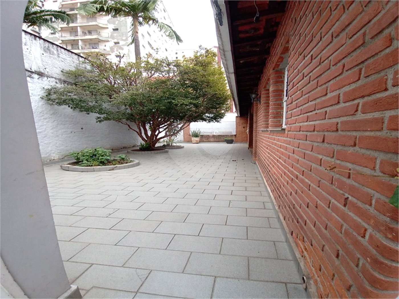 Casa à venda com 4 quartos, sendo 1 suíte, em Santana, São Paulo, SP