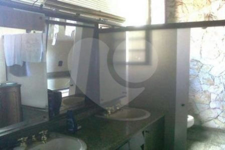 Casa Térrea à venda com 3 quartos, sendo 1 suíte, em Chácara Monte Alegre, São Paulo, SP