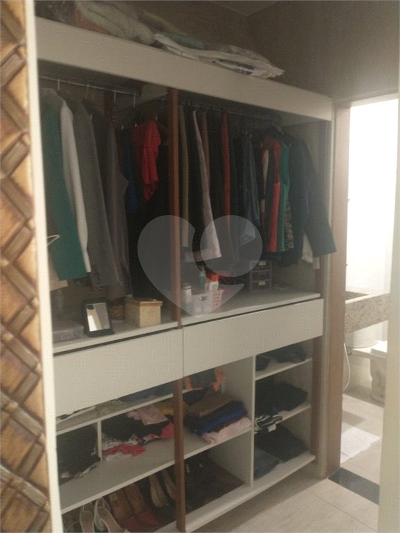 Sobrado à venda com 3 quartos, sendo 1 suíte,  em Jardim Universo, Mogi das Cruzes, SP