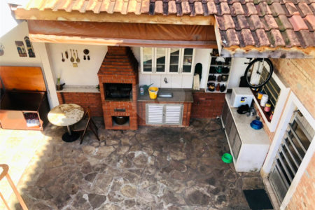 Sobrado à venda com 5 suítes em Vila Cordeiro, São Paulo, SP