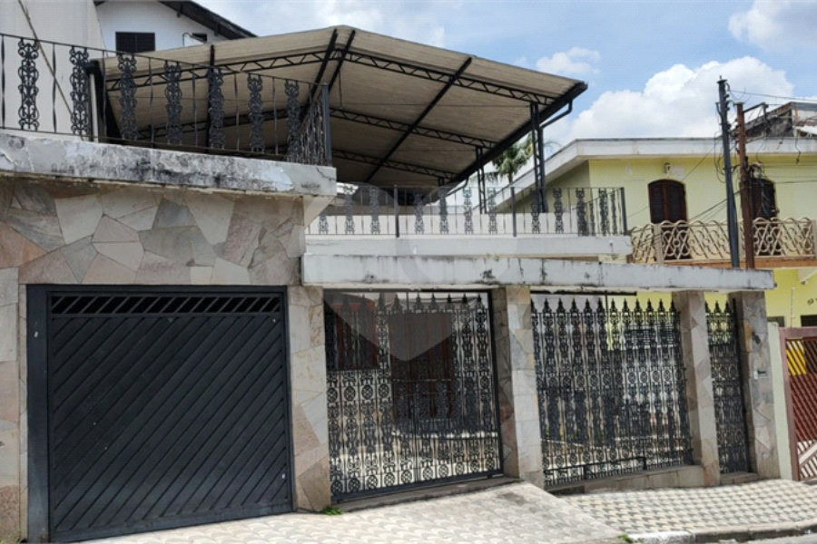 Casa Térrea à venda com 3 quartos, sendo 2 suítes, em Horto, São Paulo, SP