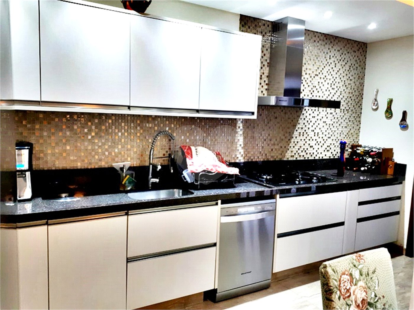 Sobrado à venda com 4 quartos, sendo 1 suíte, em Casa Verde, São Paulo, SP