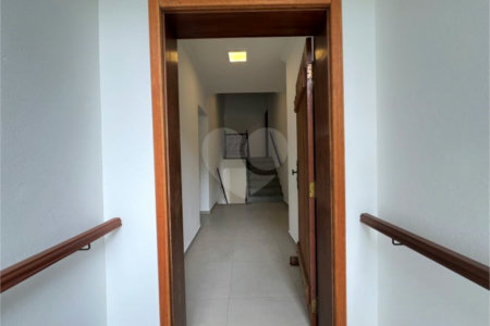 Casa à venda ou para alugar com 4 quartos, sendo 3 suítes, no condomínio Estância Marambaia, Vinhedo - SP