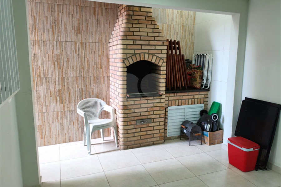 Sobrado à venda com 2 quartos em Vila Guedes, São Paulo, SP