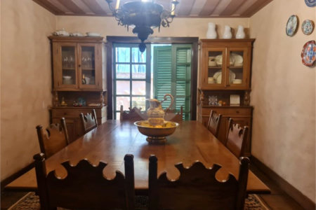 Casa à venda com 5 quartos, sendo 2 suítes,  em Jardim Morumbi, São Paulo, SP