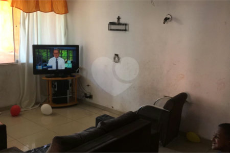 Sobrado à venda com 3 quartos em Vila Medeiros, São Paulo, SP