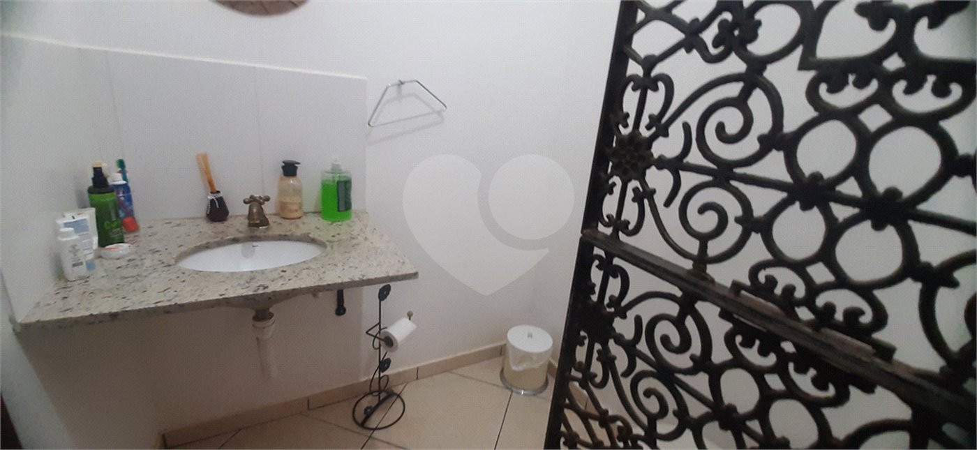 Casa à venda com 3 suítes no condomínio Chacarás Bela Vista, Mairiporã - SP
