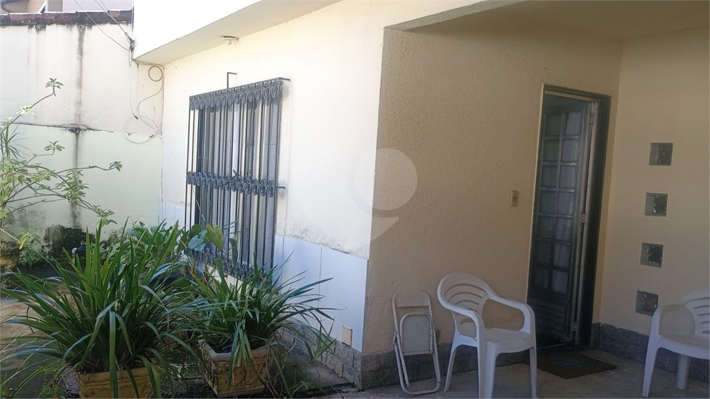 Casa à venda com 4 quartos em Campo Grande, Rio de Janeiro, RJ