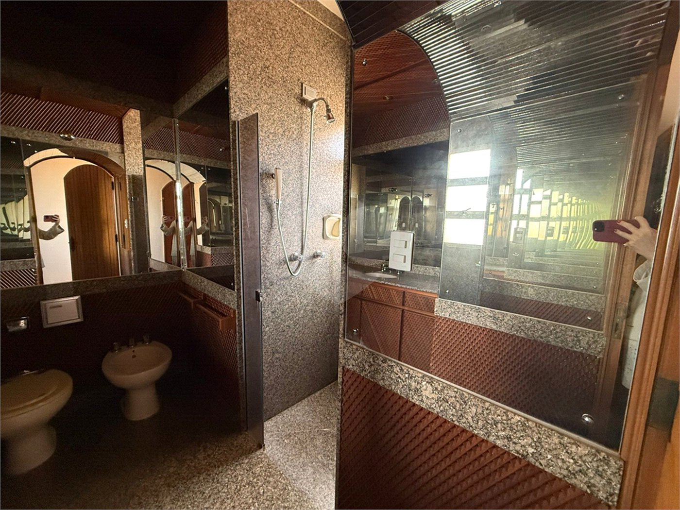 Apartamento à venda com 4 quartos, sendo 2 suítes, no Centro, Araraquara, SP