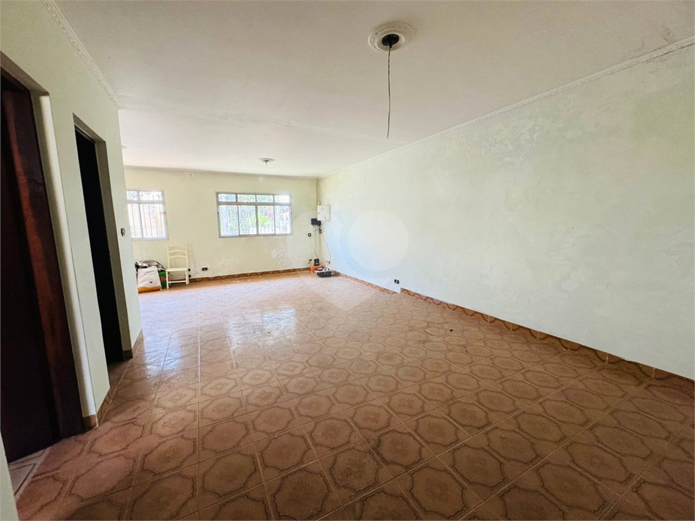 Casa à venda com 4 quartos, sendo 2 suítes,  em Vila Galvão, Guarulhos, SP