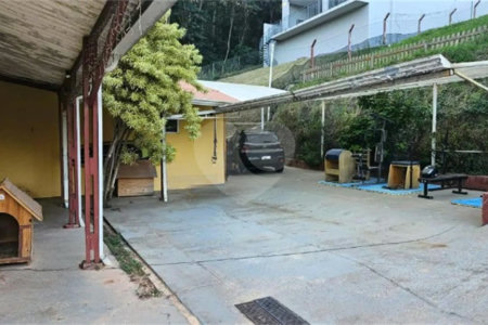 Casa à venda com 3 quartos, sendo 2 suítes, no condomínio Vinhas da Vista Alegre - Lado Café, Vinhedo - SP