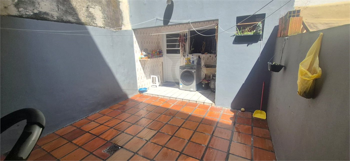 Sobrado à venda com 3 quartos em Jardim Santa Clara, Guarulhos, SP