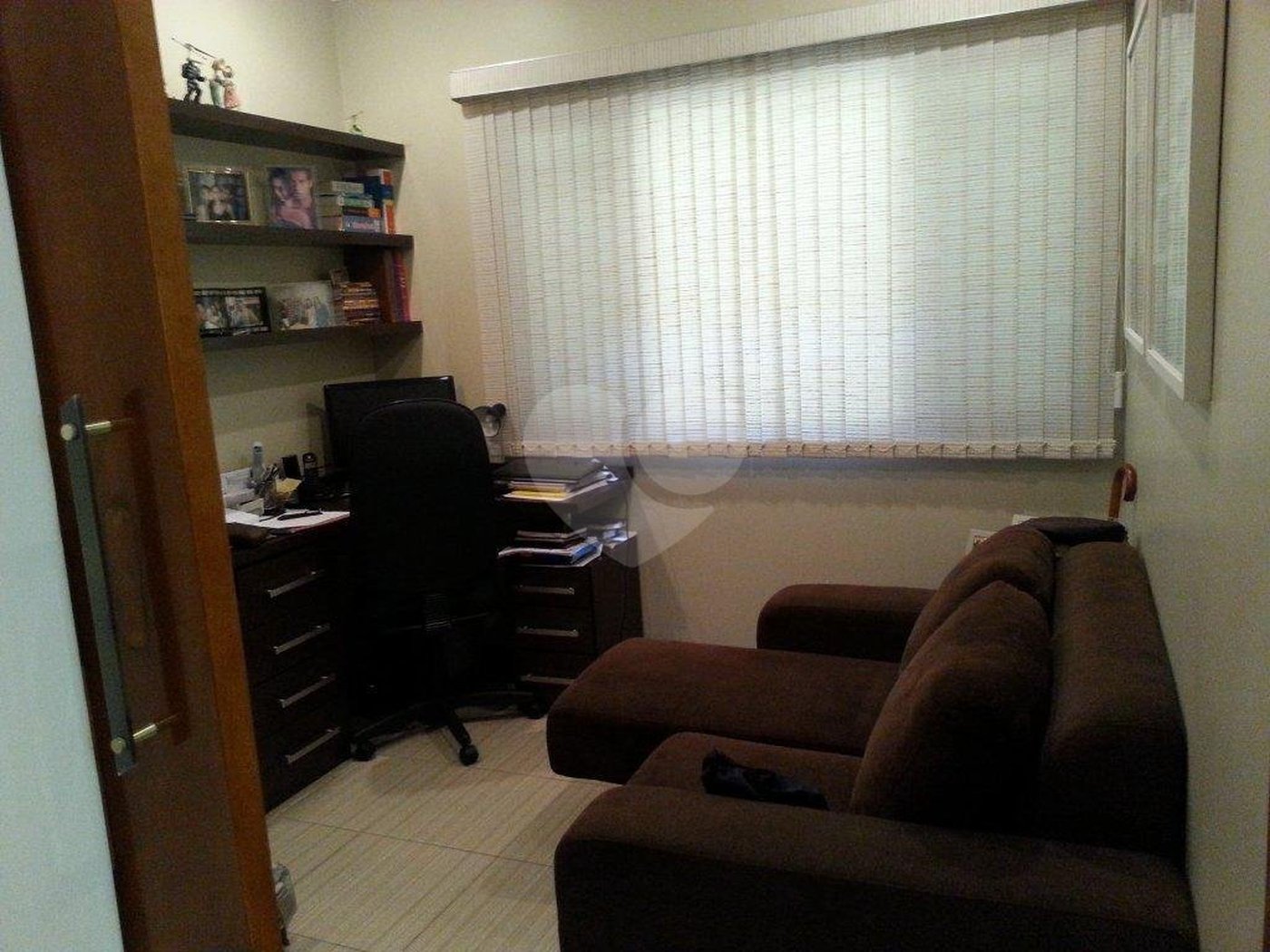 Sobrado à venda com 3 suítes em Vila Nivi, São Paulo, SP