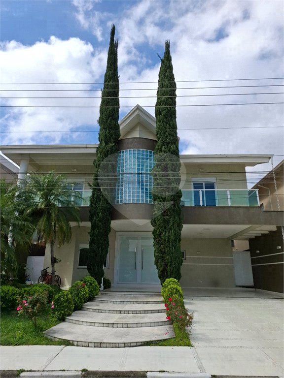 Casa à venda ou para alugar com 4 suítes no condomínio Suzano, Suzano - SP