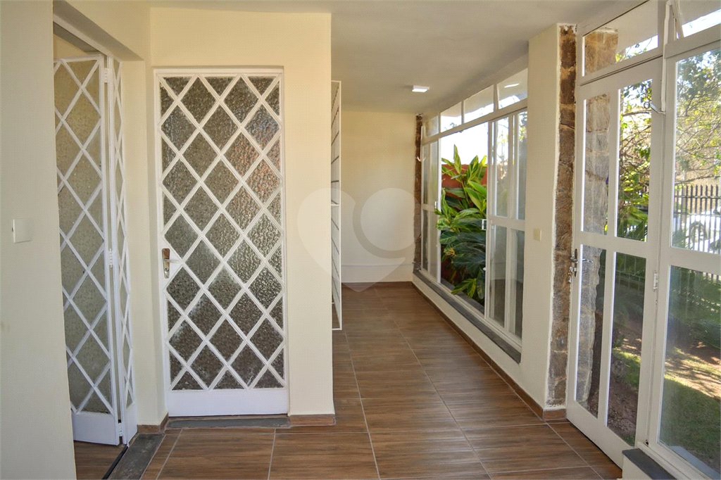 Casa à venda com 1 suíte no Centro, Vinhedo, SP