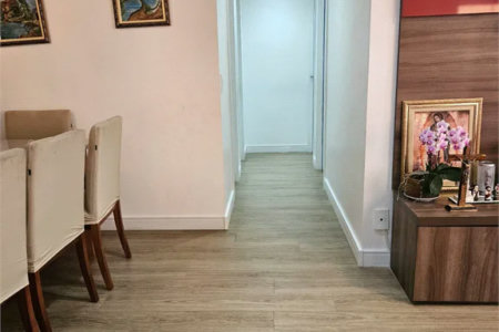 Apartamento à venda ou para alugar com 3 quartos, sendo 1 suíte, em Jardim Vazani, São Paulo, SP