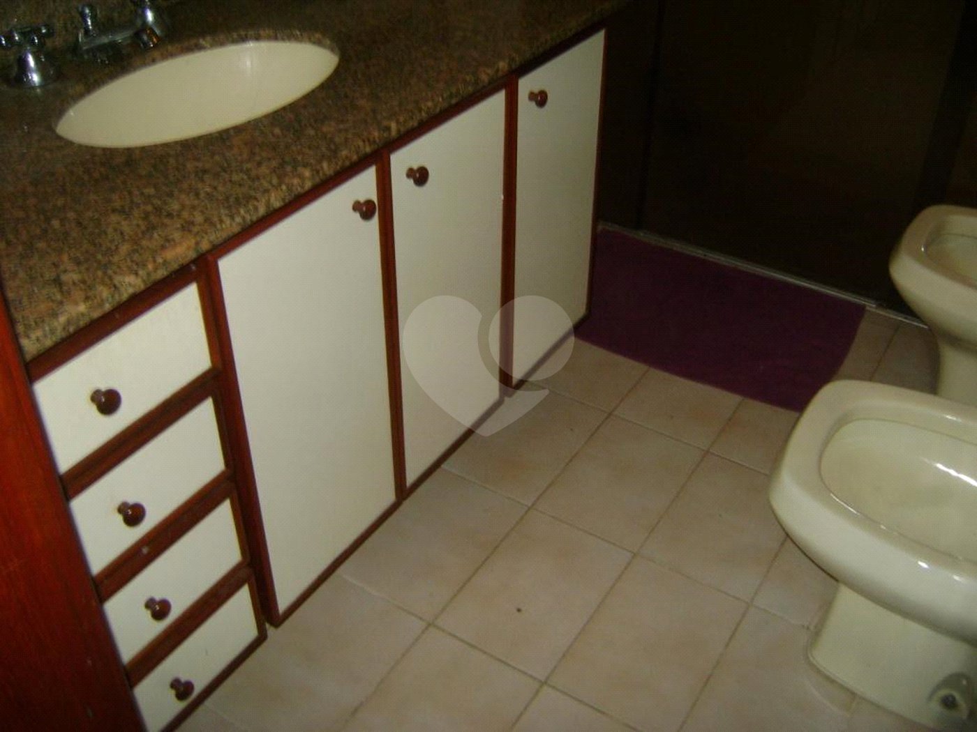 Casa à venda com 3 quartos, sendo 1 suíte,  em Jardim Colombo, São Paulo, SP