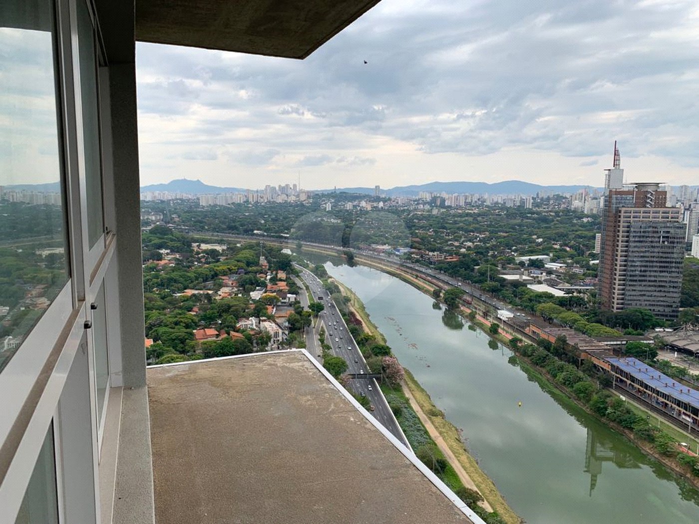 Apartamento para alugar com 1 suíte em Butantã, São Paulo, SP