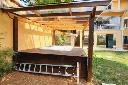 Casa à venda com 3 suítes em Bosque do Vianna, Cotia, SP